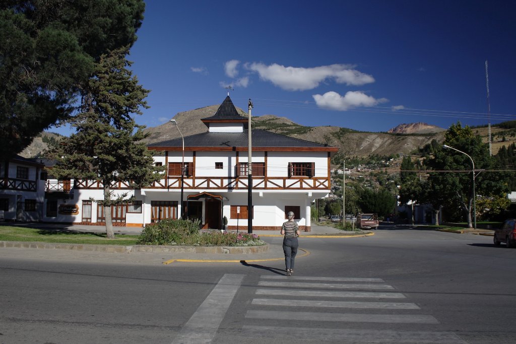 06-Esquel.JPG - Our hotel at the Plaza