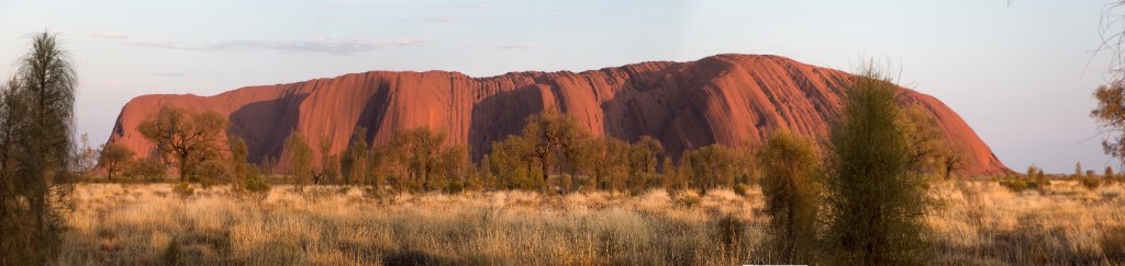 09-Uluru_Panorama.jpg
